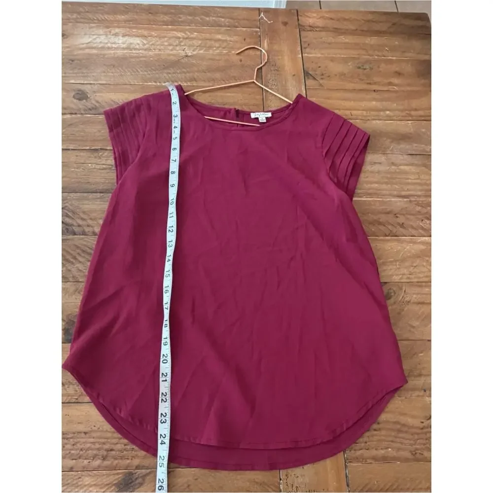 Lily white Women's Burgundy berry Cap-Sleeve Blouse size medium